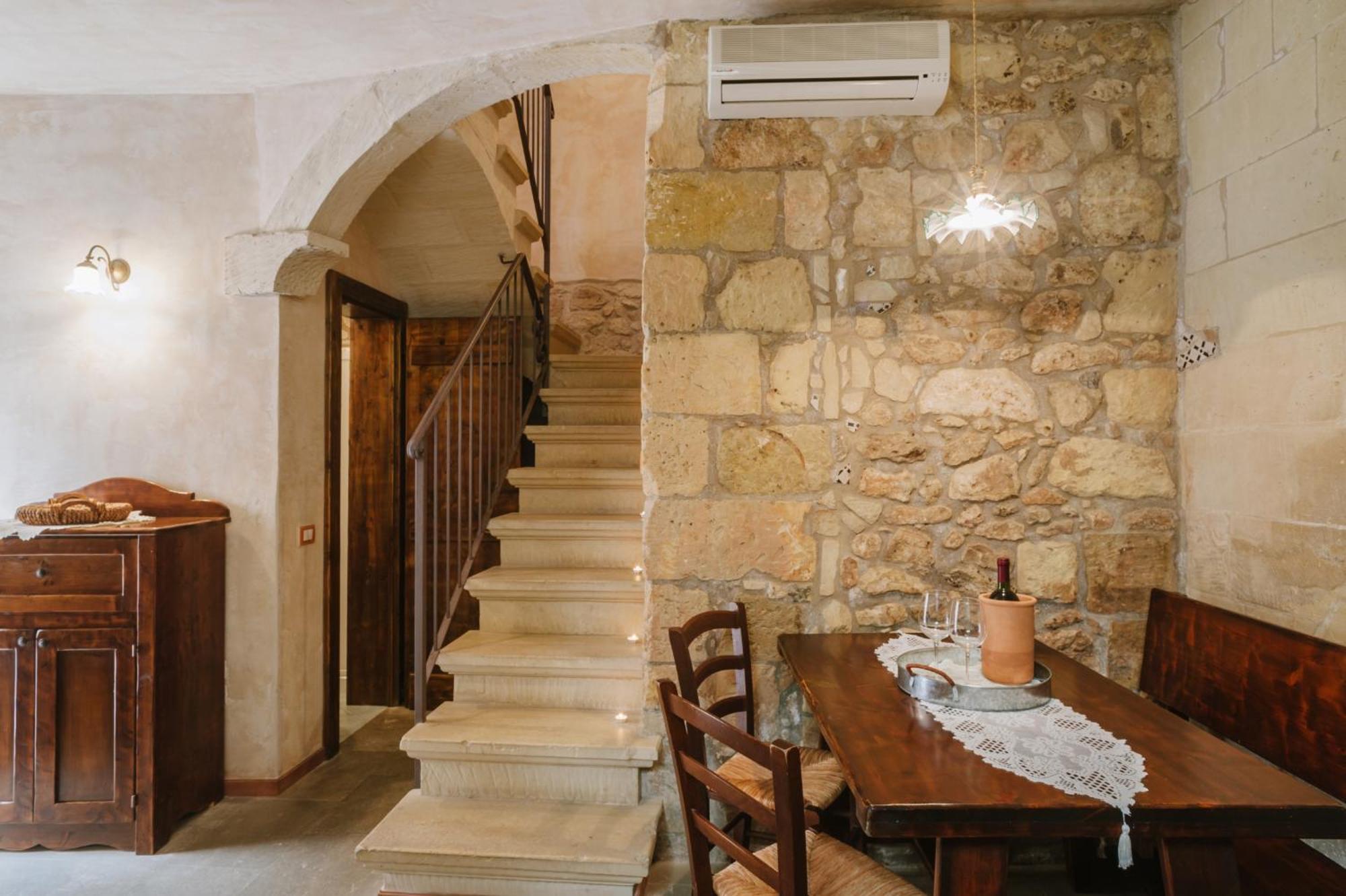 Borgoterra Bed & Breakfast Martano Exterior photo